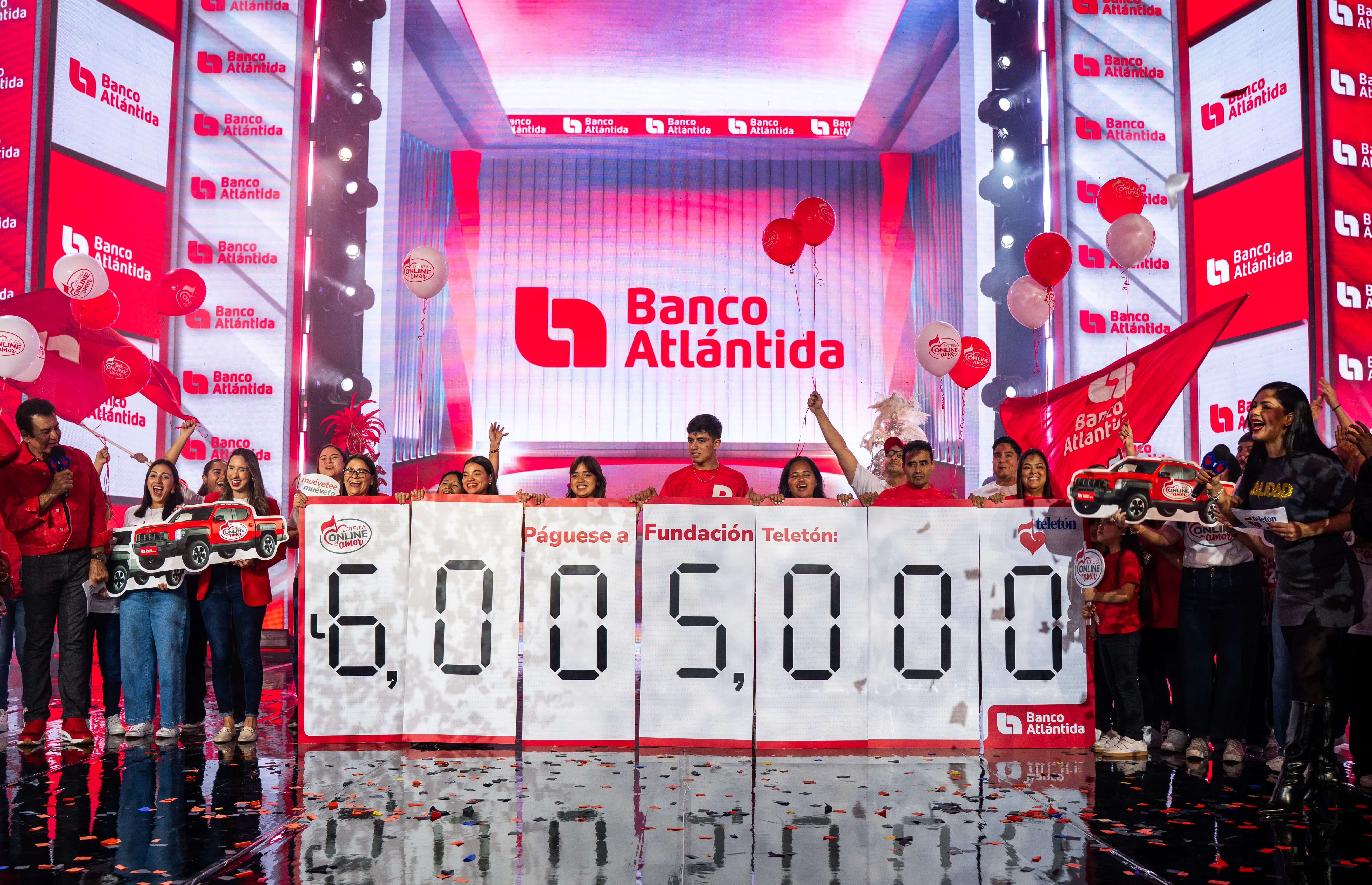 Fotos entrega de Donativo de Banco Atlántida a La Teletón 2025